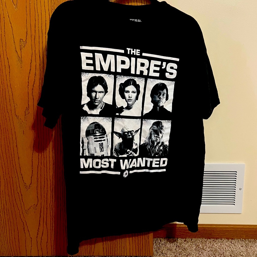 Star Wars “The Empire’s Most Wanted” T-Shirt (Size L)